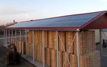 A napelem rendszerek ipari üzem energiaellátására is képesek